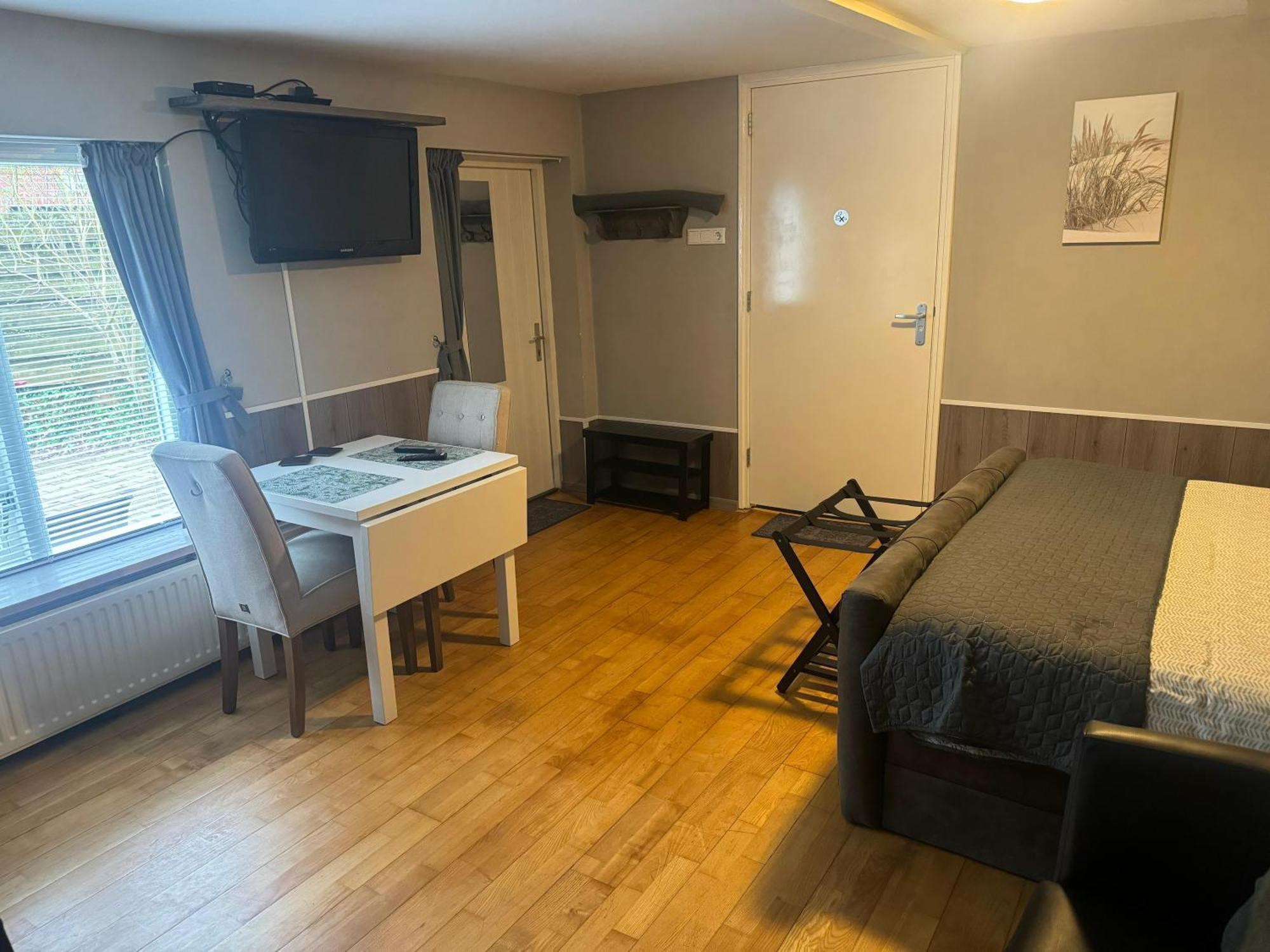De Posthoorn Bed & Breakfast Appelscha Bagian luar foto